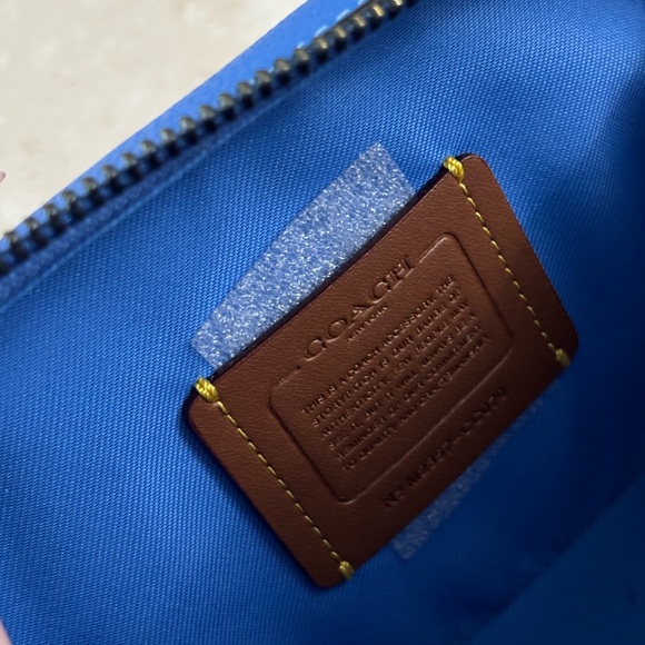 Authentic Men’s Coach Blue Crossbody Bag with Mini Pouch (Brand New) - Picture 6 of 7